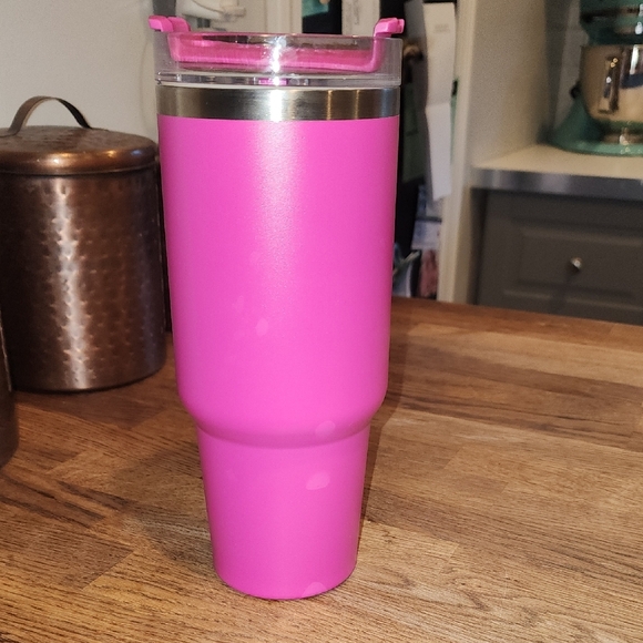 Stanley Vibrant Pink Insulated Tumbler - Picture 2 of 4